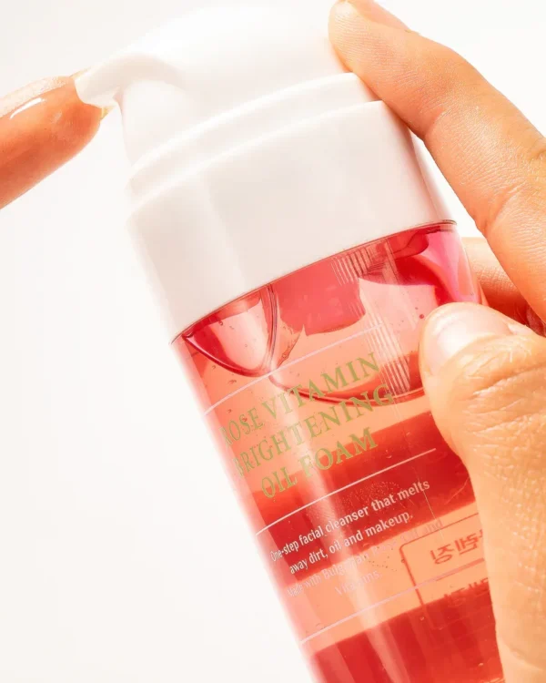 Maxclinic Rose Vitamin Brightening Oil Foam - Imagen 3